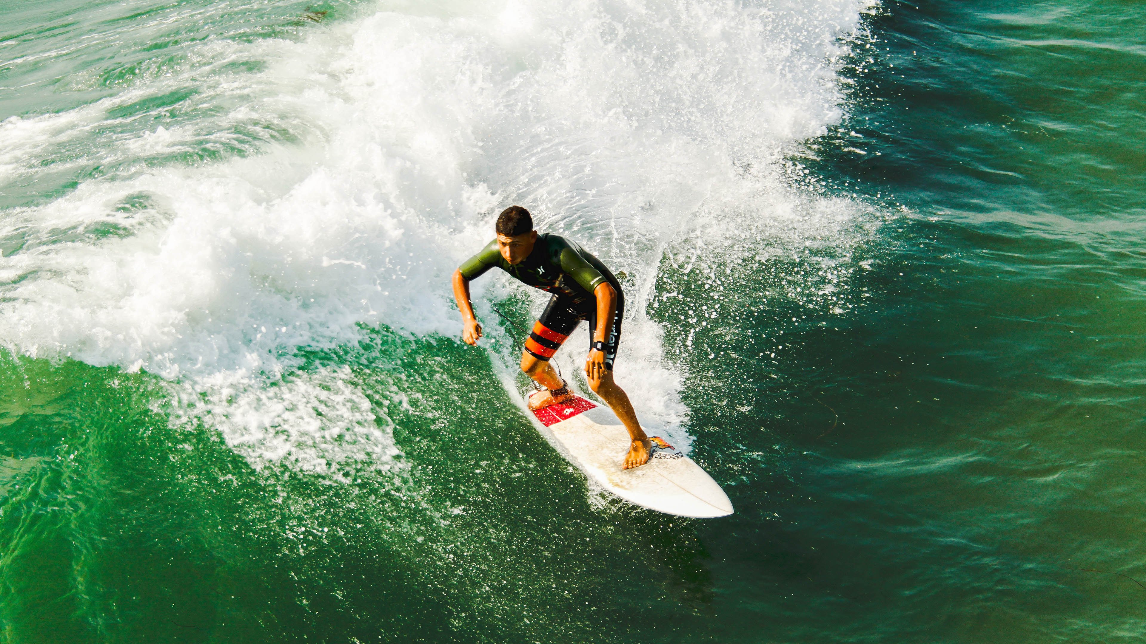 猎鹰展翅，王者归来，福克斯关键一击助老鹰强势攻克上海